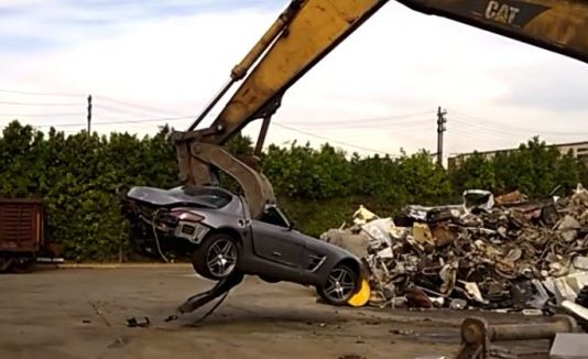 How can you choose the best car wrecking service?